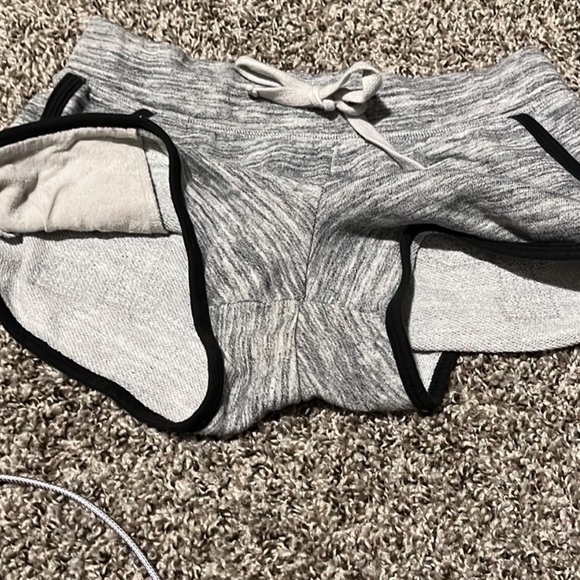 PINK Victoria’s Secret Rose Gold Bling Sequined SET  RARE!! Shorts and T-Shirt - Picture 11 of 15